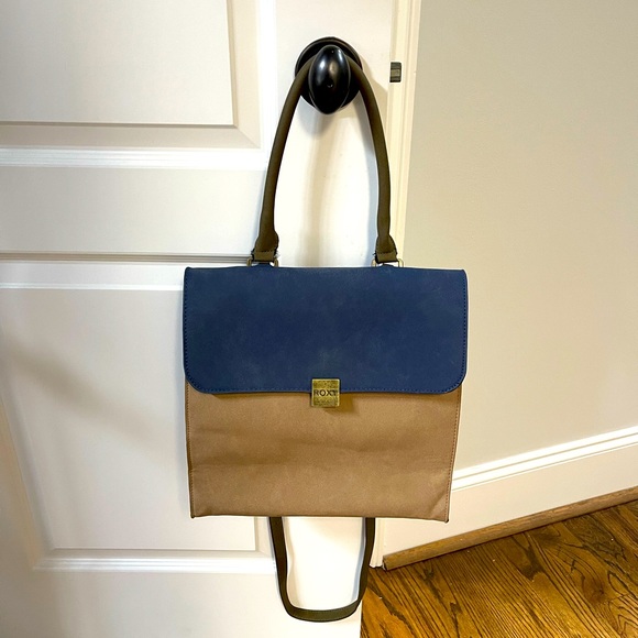 ROXY MESSENGER STYLE SHOULDER BAG / TOTE - Picture 1 of 6